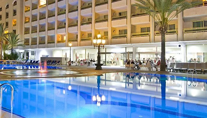 Kn Columbus プラヤ・デ・ラス・アメリカス