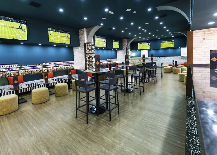 Kn Columbus アパートホテル 3*