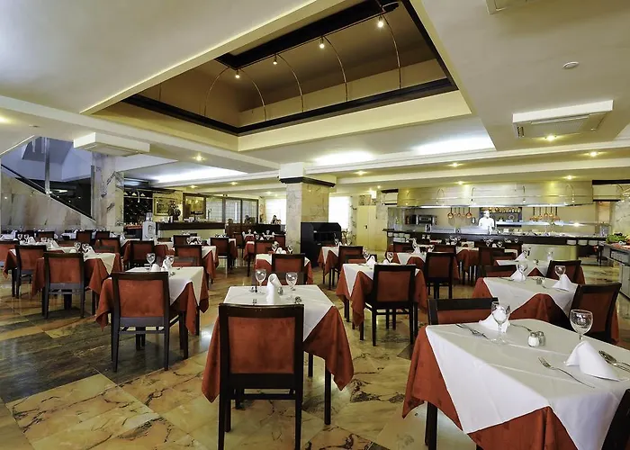 アパートホテル Kn Columbus プラヤ・デ・ラス・アメリカス