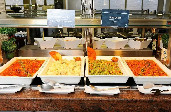 Kn Columbus アパートホテル 3*