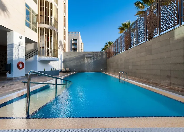 Kn Columbus アパートホテル