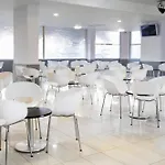 Apartmanhotel Kn Columbus 3*