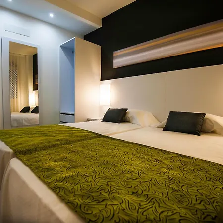 Kn Columbus Aparthotel 3*