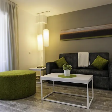 Aparthotel Kn Columbus 3*