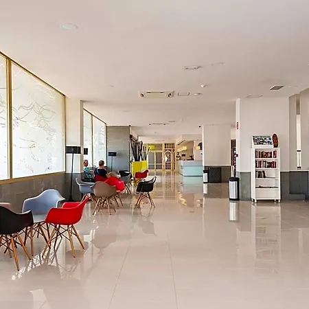 Kn Columbus Apartahotel