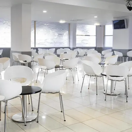 Apart-hotel Kn Columbus 3*