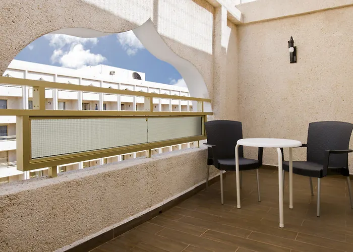 Apart Otel Kn Columbus 3*