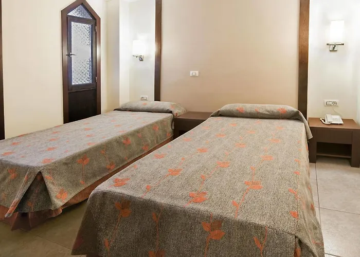 Apart Otel Kn Columbus 3*